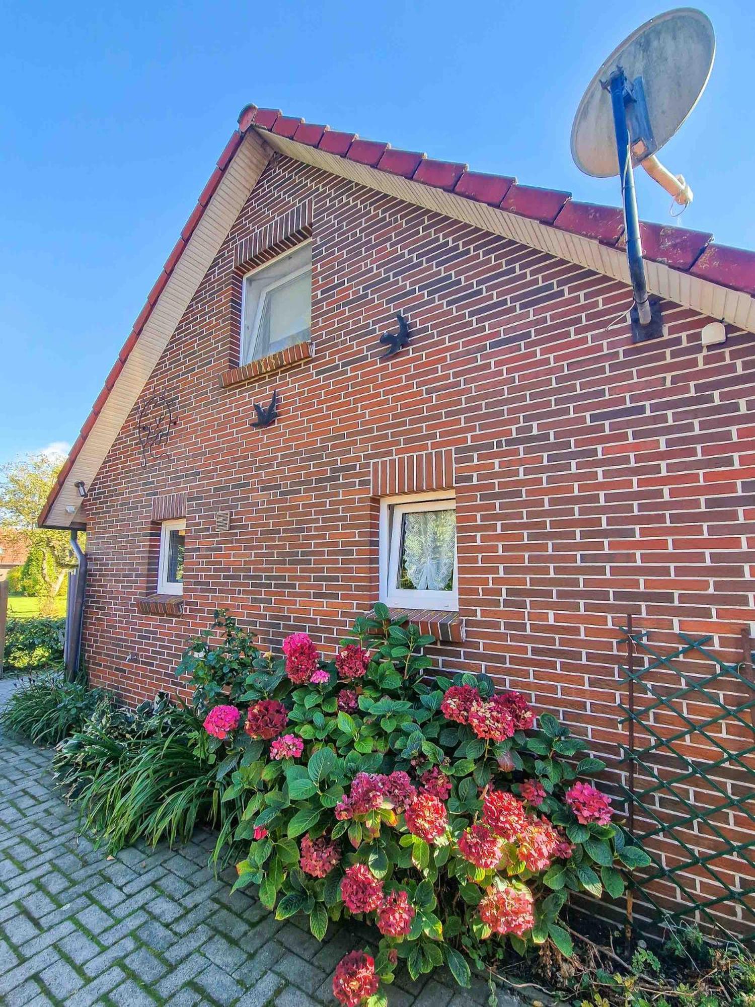 Heinis Stuuv Lägenhet Greetsiel Exteriör bild